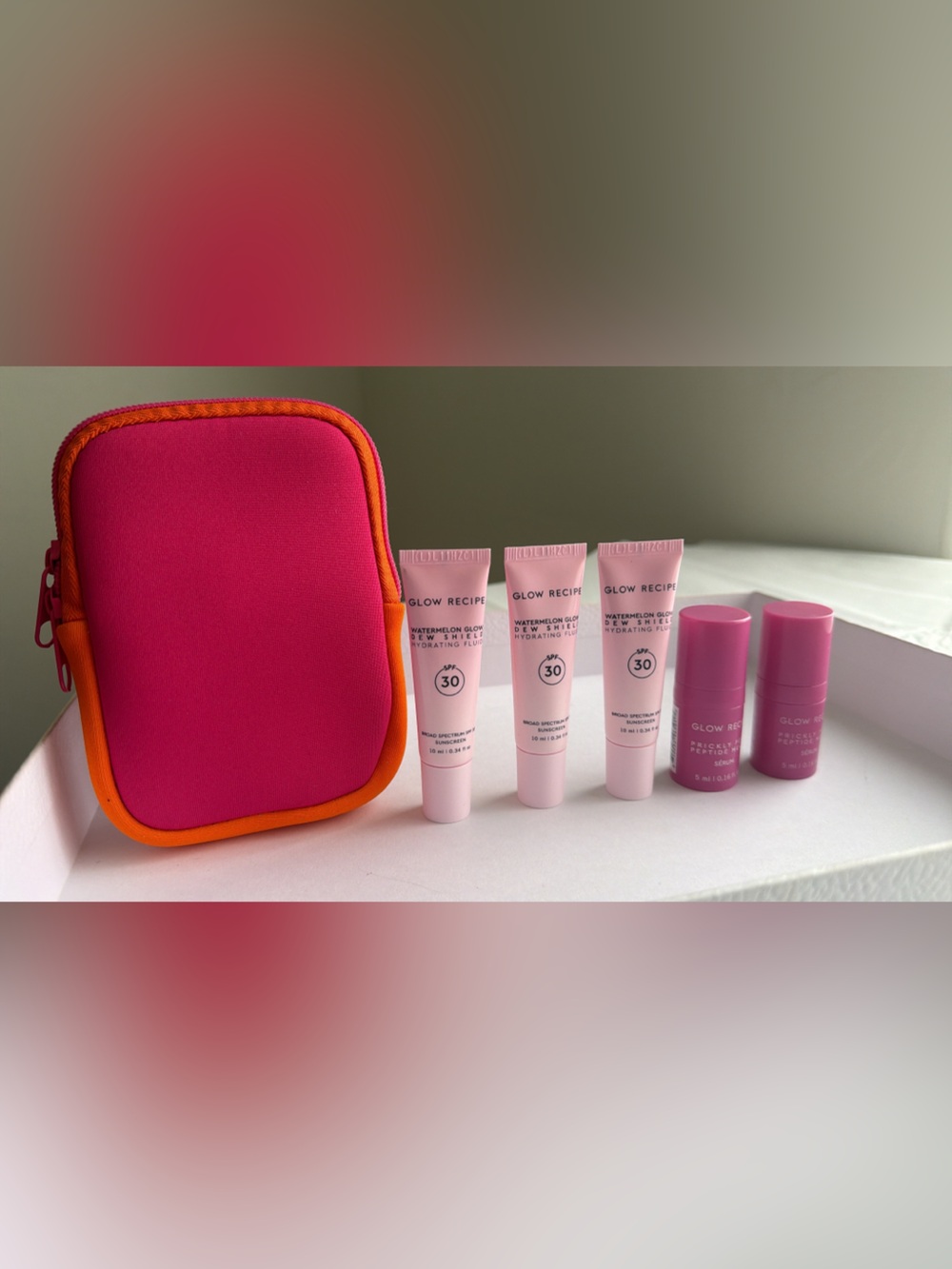New Glow Recipe Pink sunscreenn& serumwww@ Set with small Case/mini size